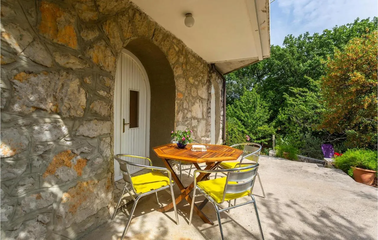 1 Bedroom Stunning Apartment In Omišalj 0*,  Croatie